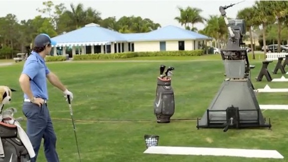 Jeff The Golf Playing Robot
