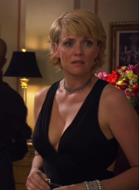 Amanda Tapping Nude