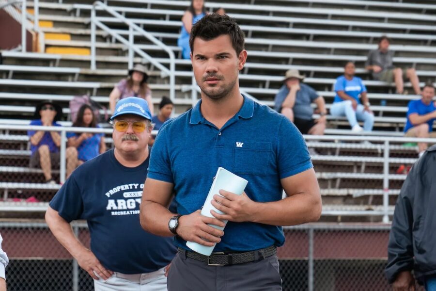 taylor lautner home team