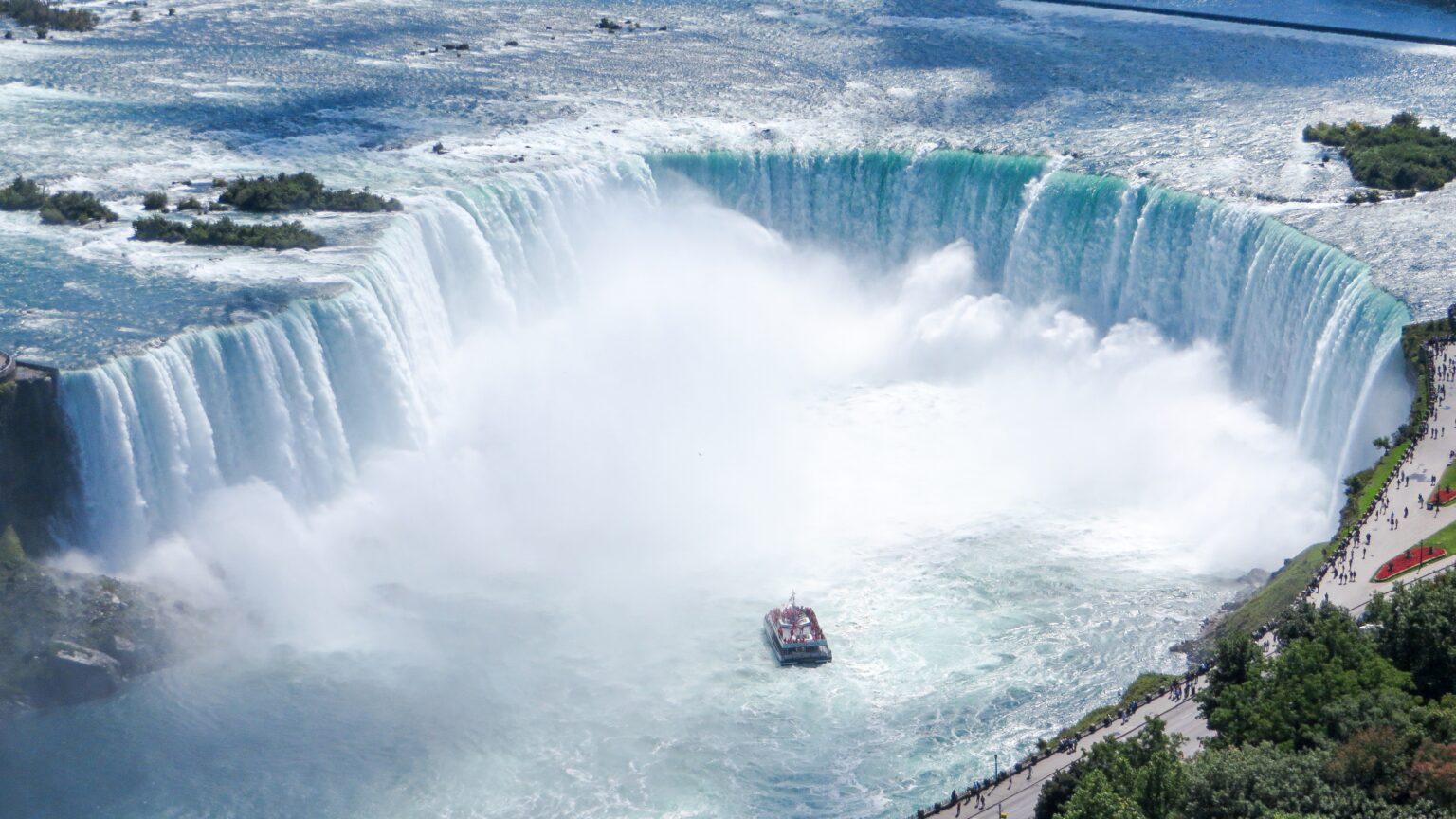 2. Stunning Niagara Falls Acrylic Nails - wide 8