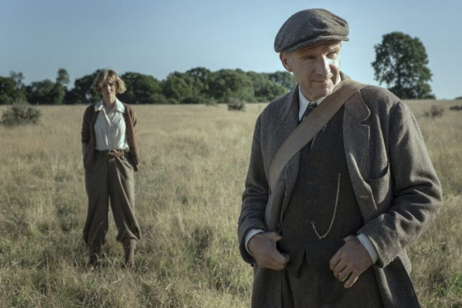 Carey Mulligan Ralph Fiennes The Dig