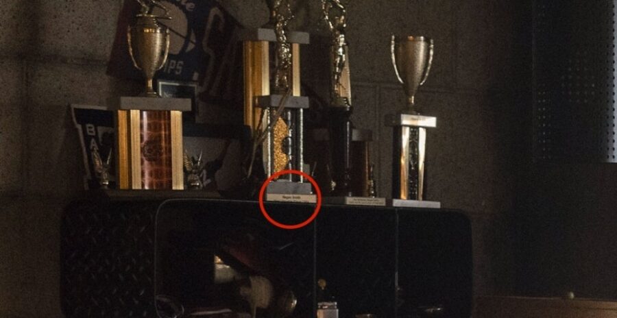 Here's Negan walking dead trophy smith