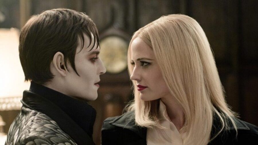 [Image: johnny-depp-eva-green-dark-shadows-900x506.jpg]