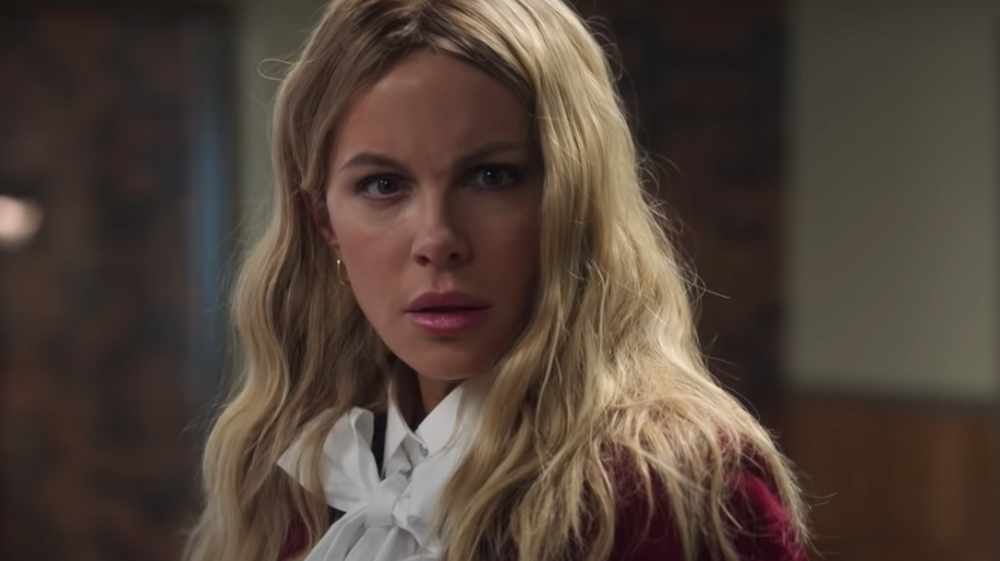 See Kate Beckinsale Blonde And Getting Her Toes Licked In A New Trailer