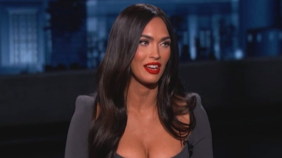 See Megan Fox Wearing A Sex Shirt To Get The Internet's Attention