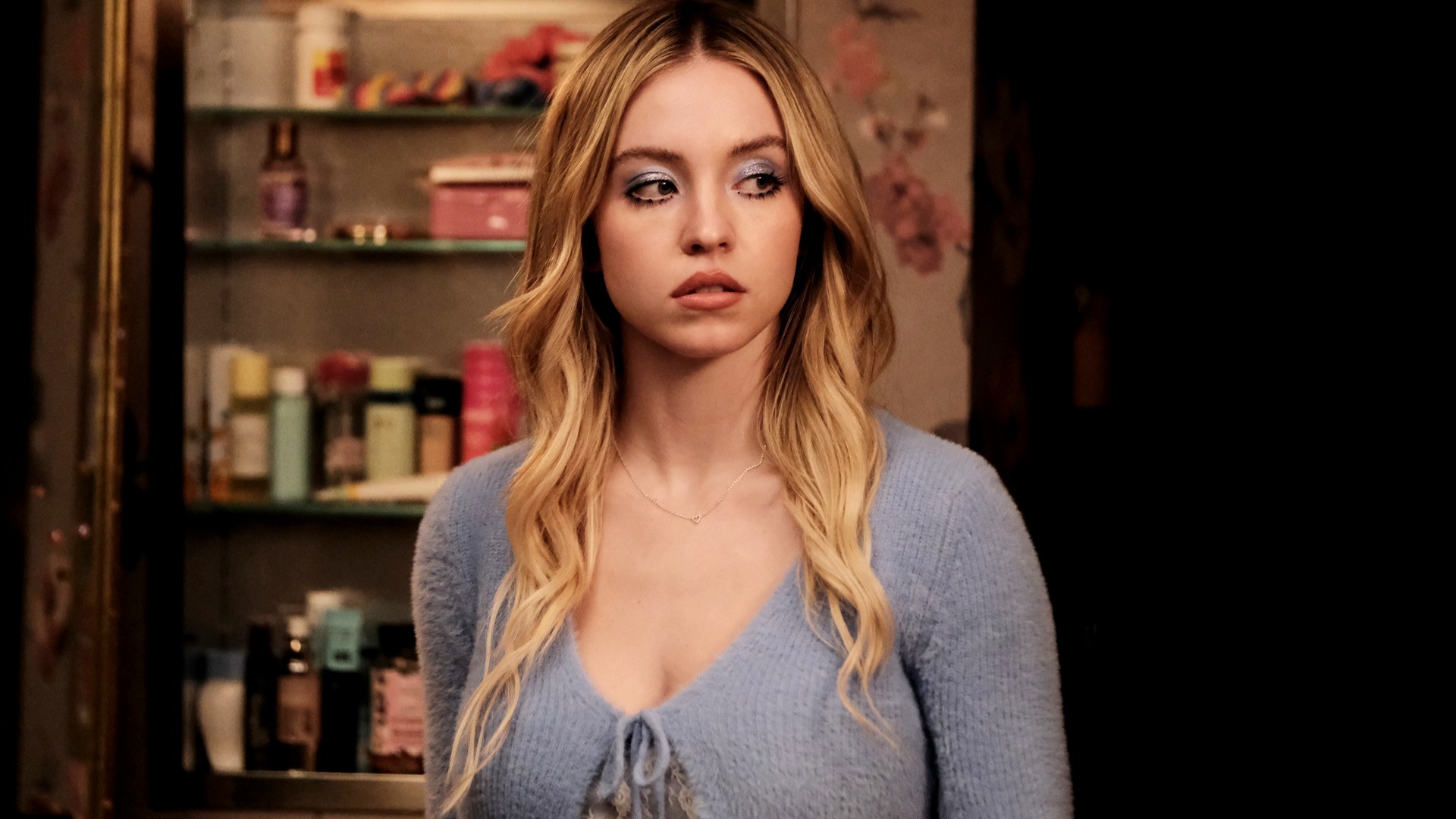 Sydney Sweeney's Naked Top Is a Literal Walking Work of Art