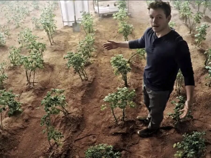 Matt Damon si Mars