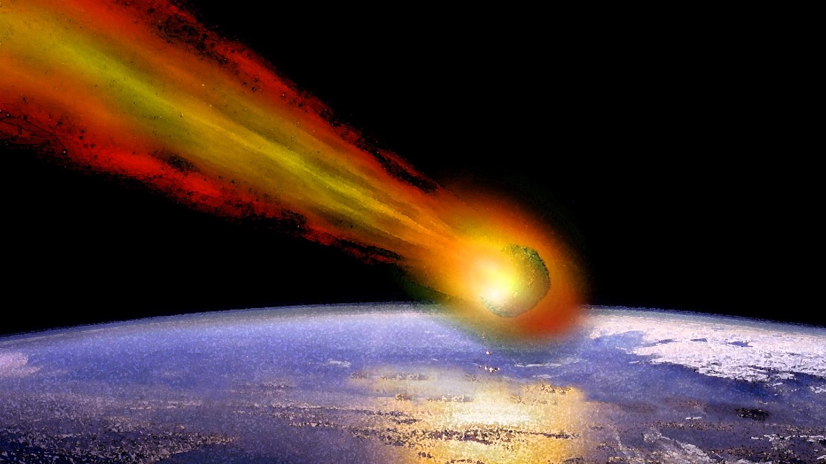 A Massive Asteroid Entered Earth's Atmosphere, See The Shocking Footage - Giant Freakin Robot