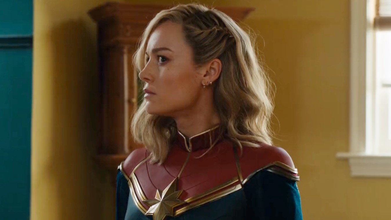 White tank top Brie Larson in The Marvels
