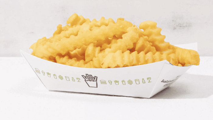 https://www.giantfreakinrobot.com/wp-content/uploads/2023/06/shake-shack-fries.png