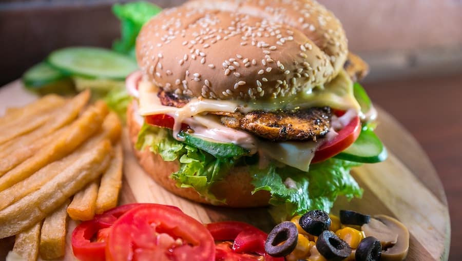 Best Vegetarian Fast Food Options - TrendRadars